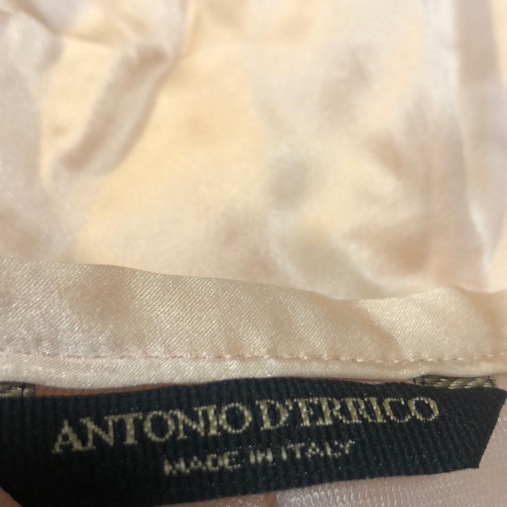 Antonio D’errico. ITALY Silk /peach skirt uneven